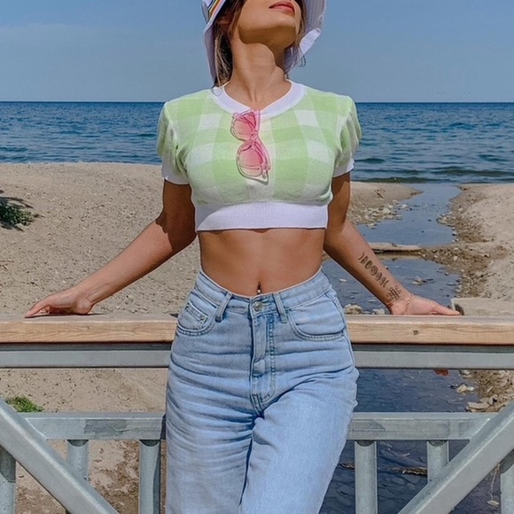 Y2K lime green crop top - Picture 2 of 2